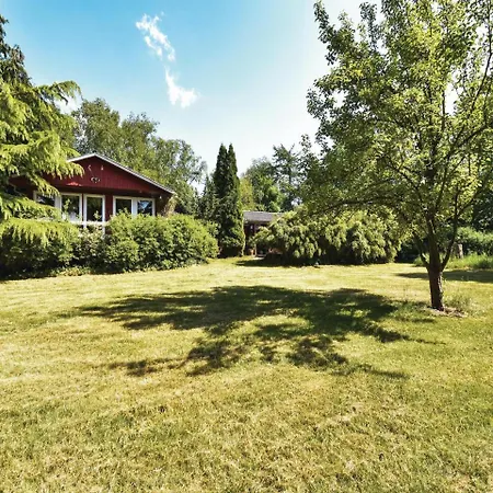 Five Bedroom Holiday In Semesterbostad Millinge