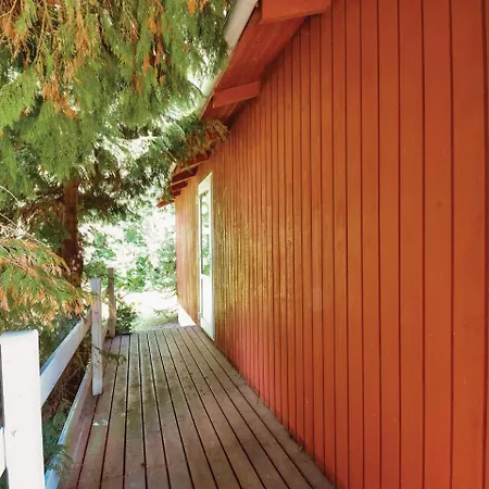 Five Bedroom Holiday In Semesterbostad *