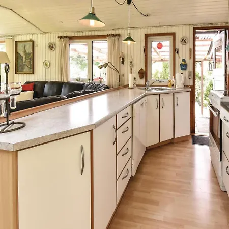 Five Bedroom Holiday In